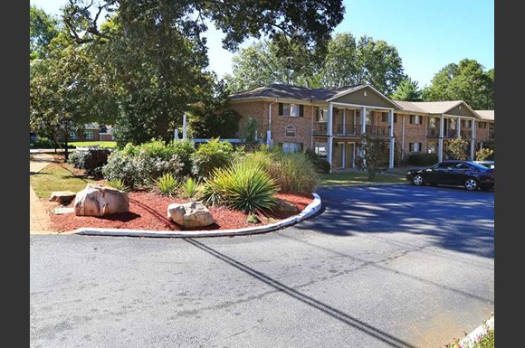 Magnolia Hall Apartments 756 Mimosa Blvd Roswell Ga Rentcafe